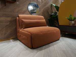 CATERPILLAR電動梳化床；單座位梳化床；橙色梳化；寵物布梳化；慳位傢俬；平推電動變形；防潑水；at.home梳化；彈鉸梳化；新樓入伙傢俬；梳化床推介