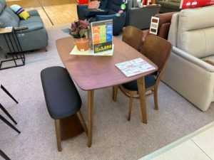 at.home期間限定店;沙田好運中心;傢俬減價;平價梳化;真皮梳化;傢俬展銷;梳化展銷;平價餐檯套裝;馬來西亞進口;會場優惠