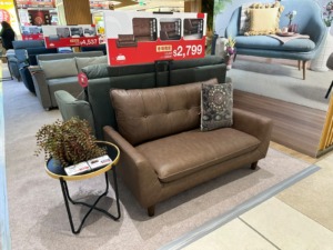 at.home期間限定店;沙田好運中心;傢俬減價;平價梳化;真皮梳化;傢俬展銷;梳化展銷;平價餐檯套裝;馬來西亞進口;會場優惠